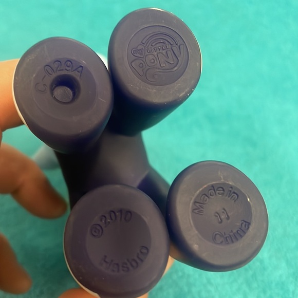 My Little Pony RAINBOW DASH * Power Ponies- 2010 Mohawk Lightning - Picture 6 of 8